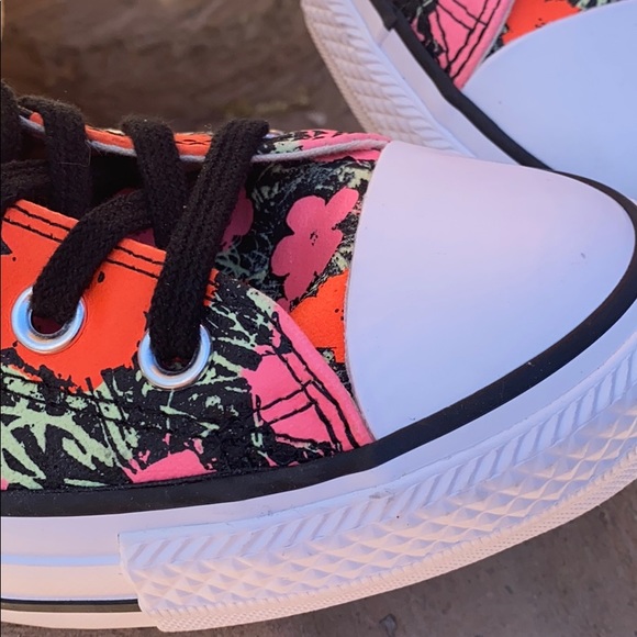 COPY Andy Warhol - NEW Converse Sneakers - Picture 6 of 12